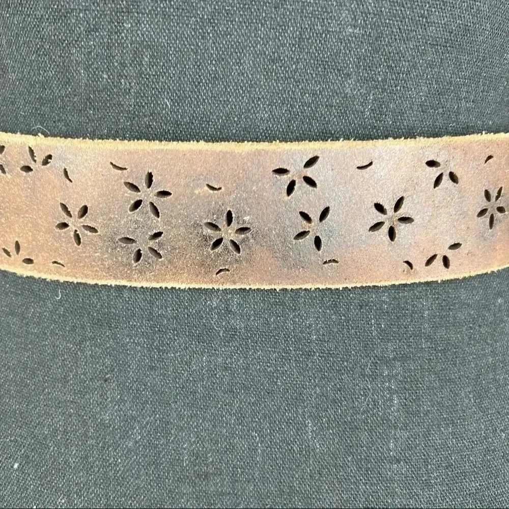 Italian Brown Leather Stamped Floral Women’s Belt Made In USA Size Small